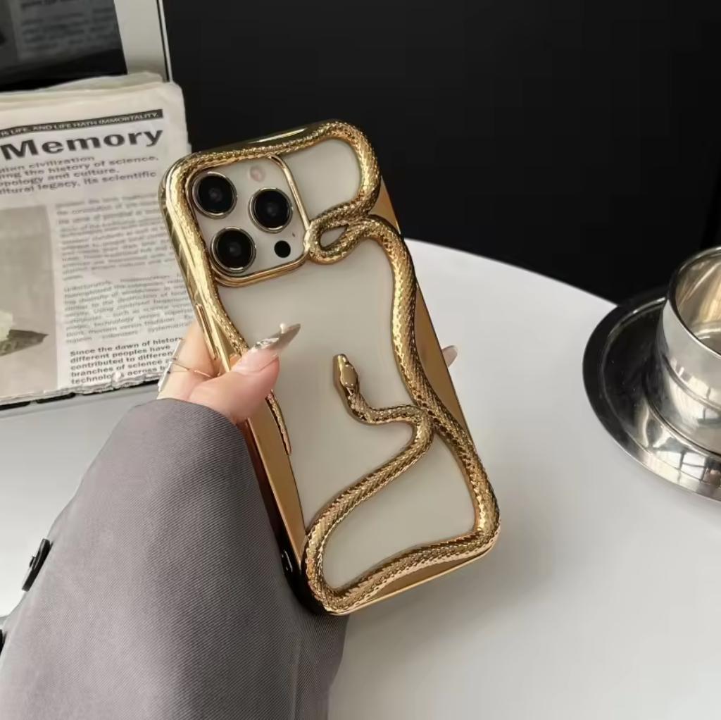 3D Snake Hollow Cooling Electroplated Phone Case.